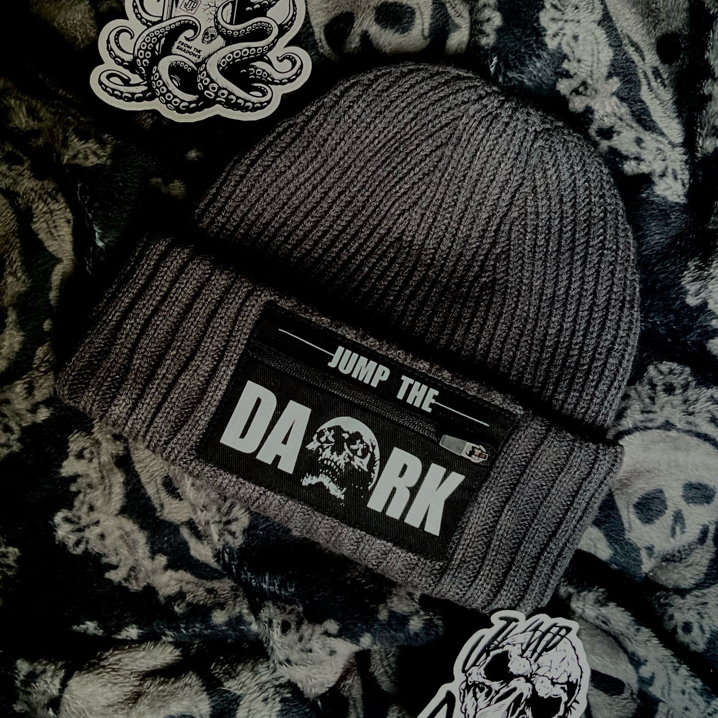 Beanie Hat – Grey Beanie – Zipper Patch – Streetwear Beanie – Jump the Dark